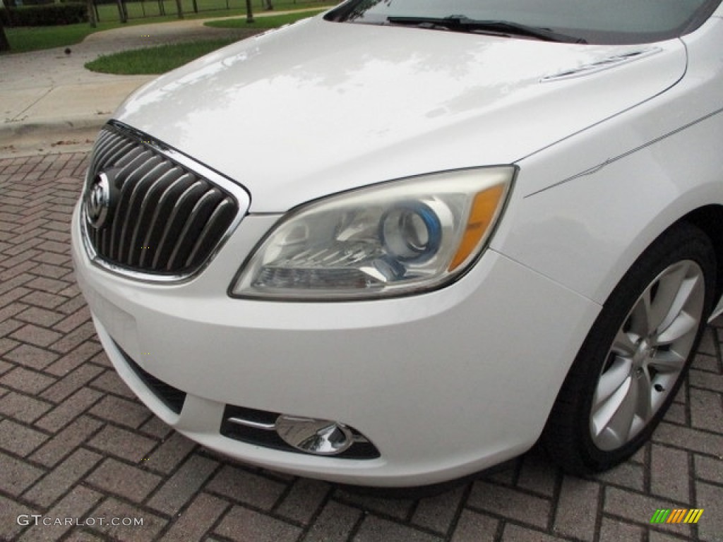 2014 Verano  - Summit White / Medium Titanium photo #27