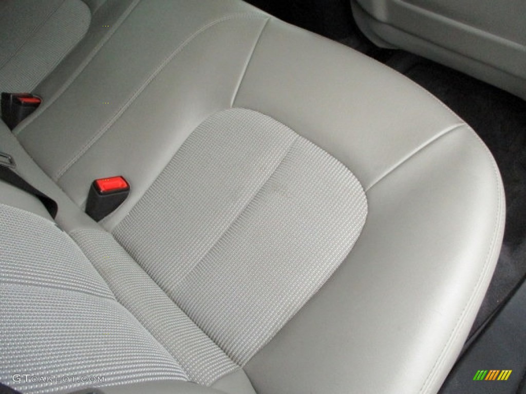 2014 Verano  - Summit White / Medium Titanium photo #45