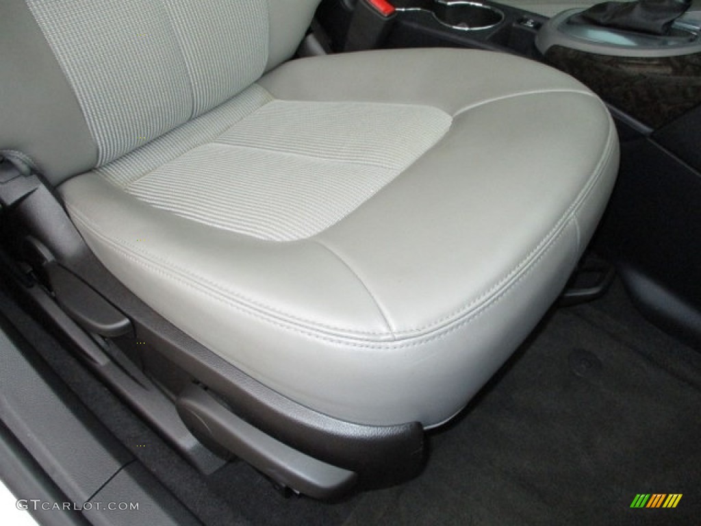 2014 Verano  - Summit White / Medium Titanium photo #48