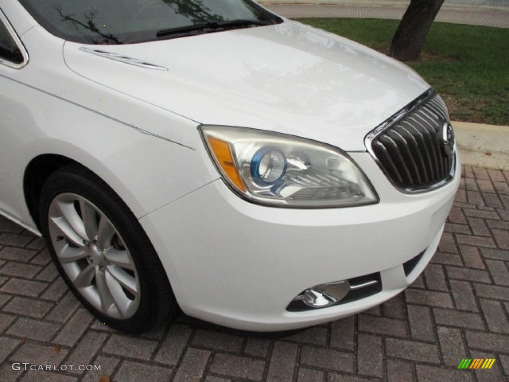 2014 Verano  - Summit White / Medium Titanium photo #58