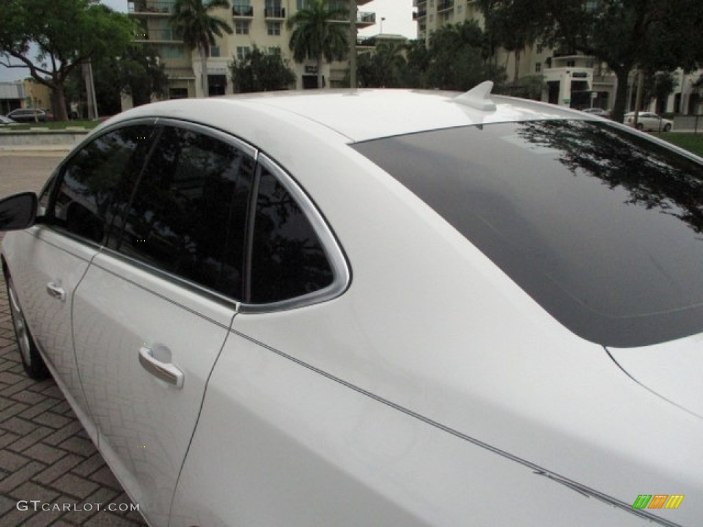 2014 Verano  - Summit White / Medium Titanium photo #62