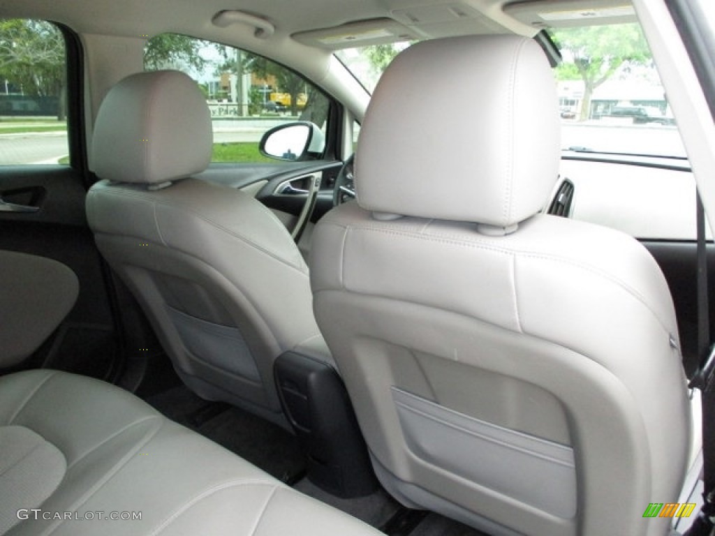 2014 Verano  - Summit White / Medium Titanium photo #63