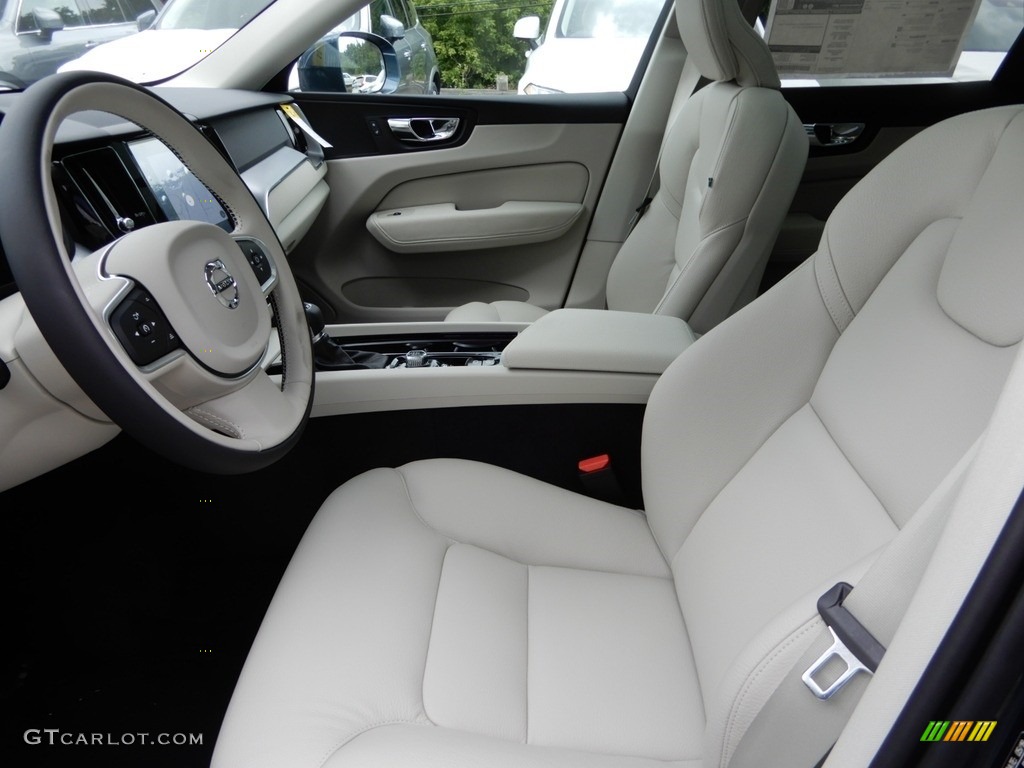 Blonde Interior 2020 Volvo XC60 T5 AWD Momentum Photo #134163339