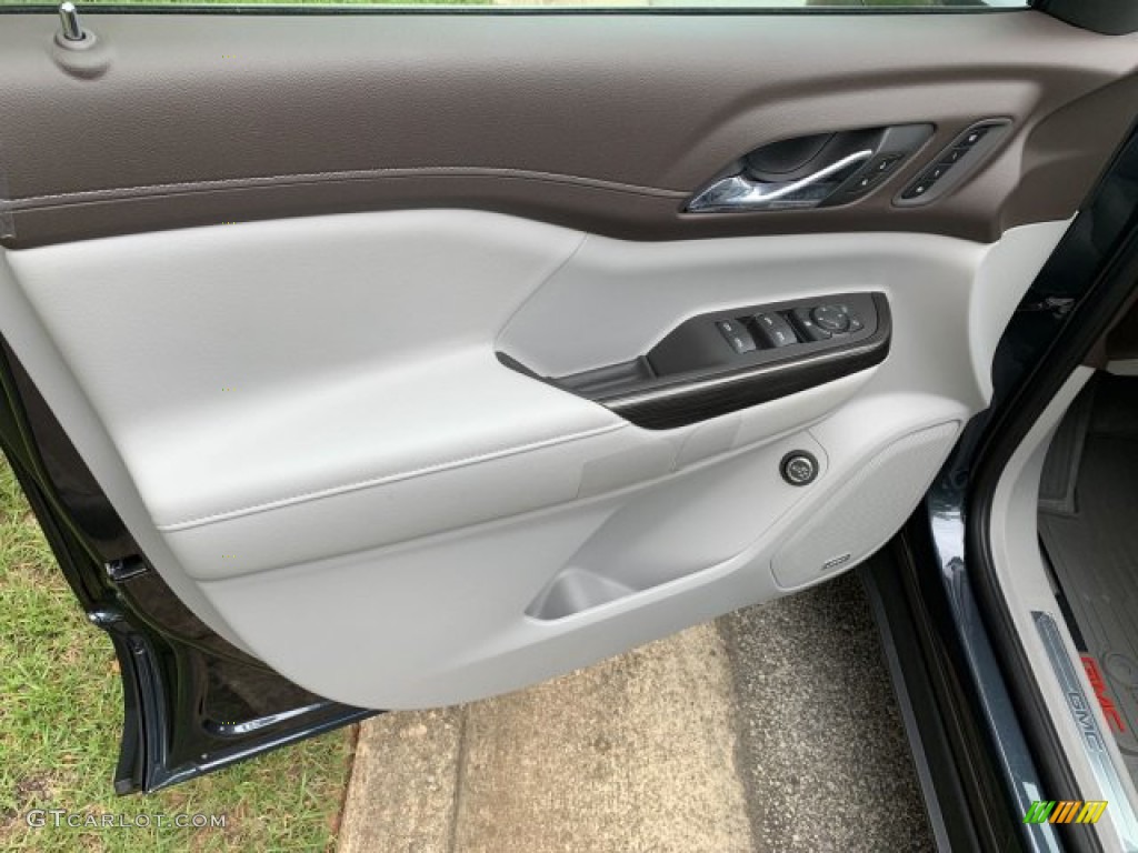 2019 GMC Acadia SLT Door Panel Photos