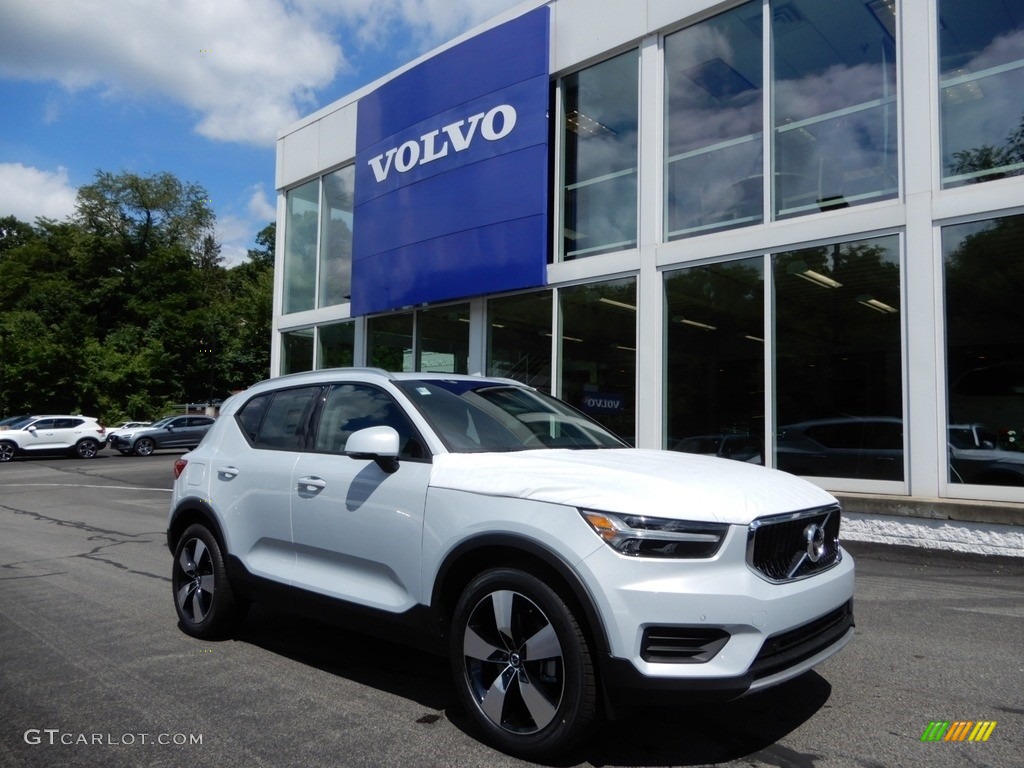 Glacier Silver Metallic 2020 Volvo XC40 T5 Momentum AWD Exterior Photo #134163912