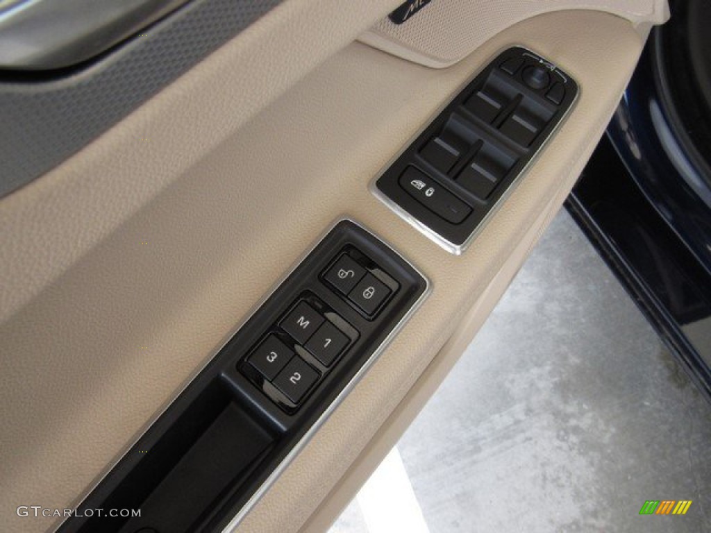 2020 Jaguar XF Prestige Controls Photo #134164209