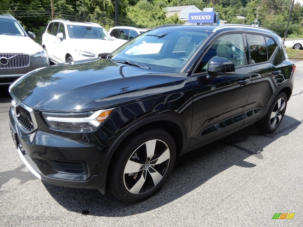 2019 XC40 T5 Momentum AWD - Black Stone / Blond photo #5