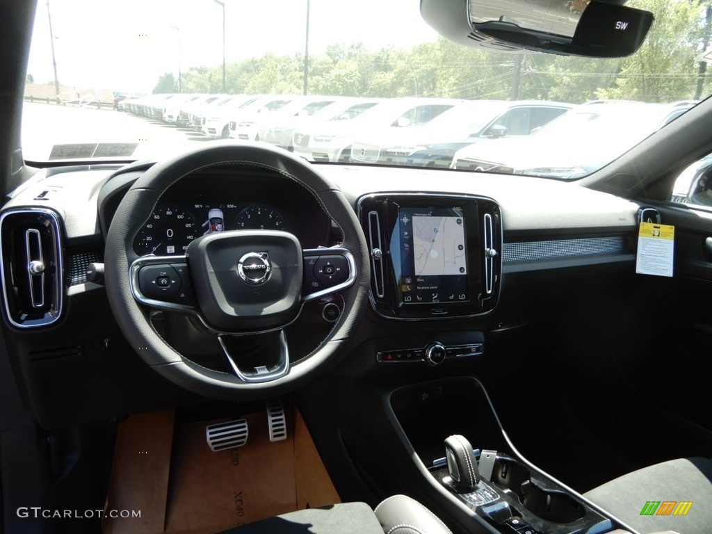 Charcoal Interior 2020 Volvo XC40 T5 R-Design AWD Photo #134165625