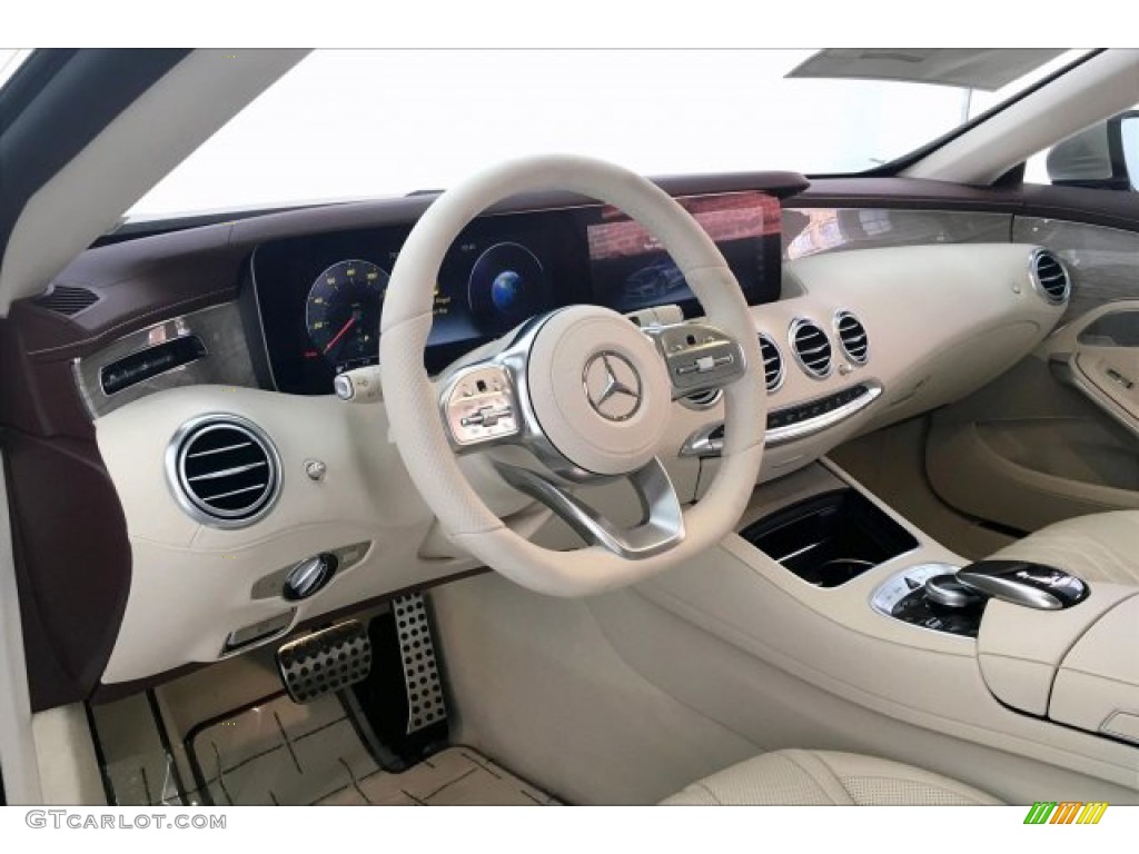 2019 Mercedes-Benz S S 560 Cabriolet designo Porcelain/Titian Red Dashboard Photo #134167032