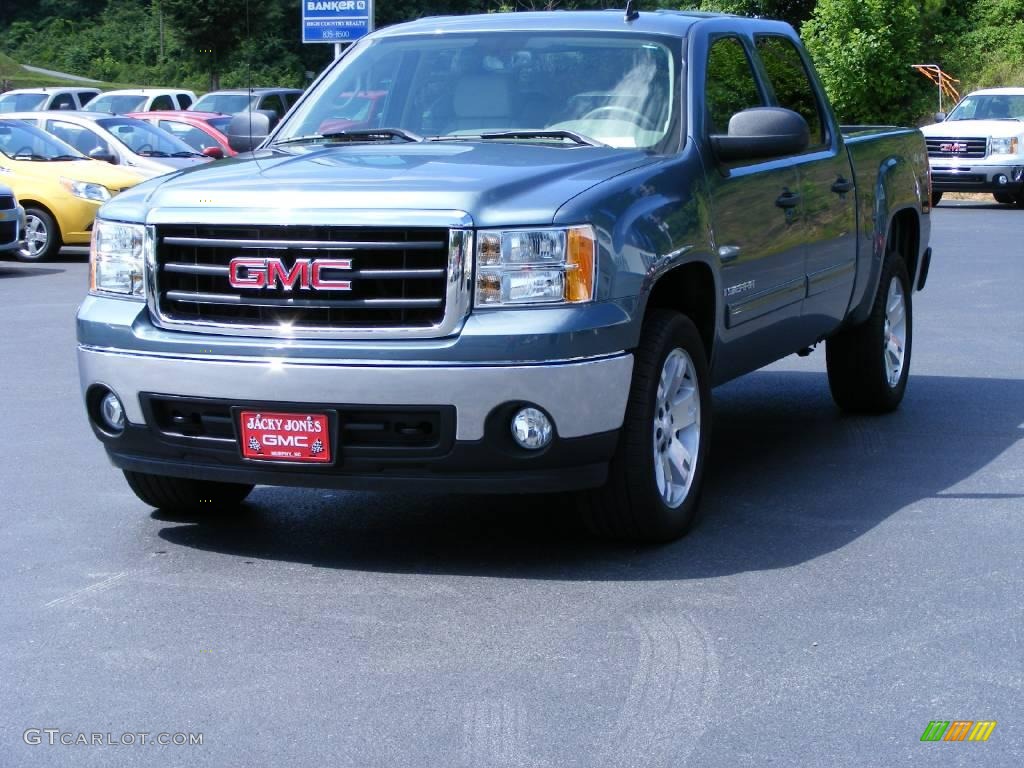 2008 Sierra 1500 SLE Crew Cab 4x4 - Stealth Gray Metallic / Light Titanium photo #2