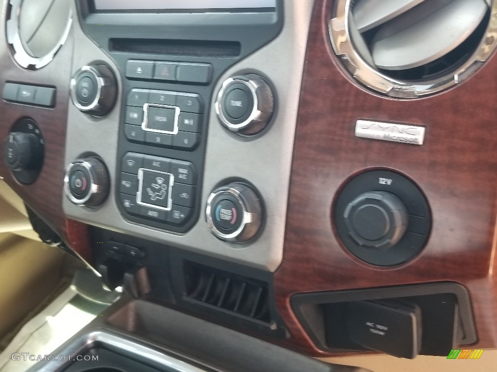2014 F350 Super Duty Lariat Crew Cab 4x4 - Oxford White / Platinum Pecan Leather photo #28