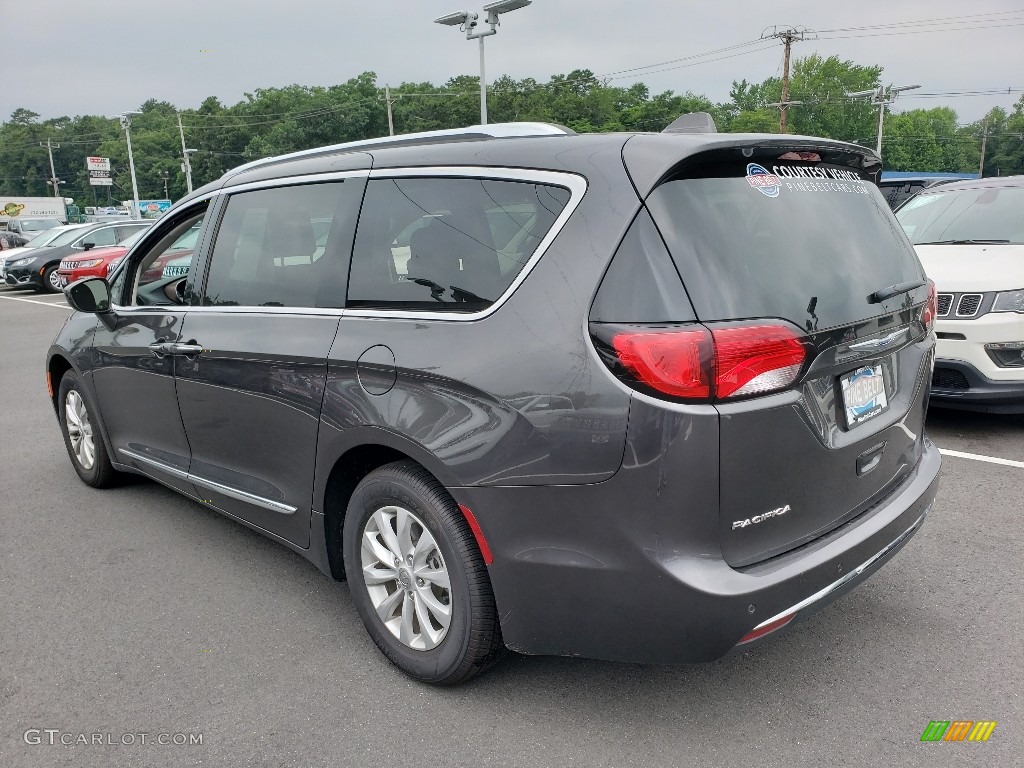 2019 Pacifica Touring L - Granite Crystal Metallic / Black/Alloy photo #2