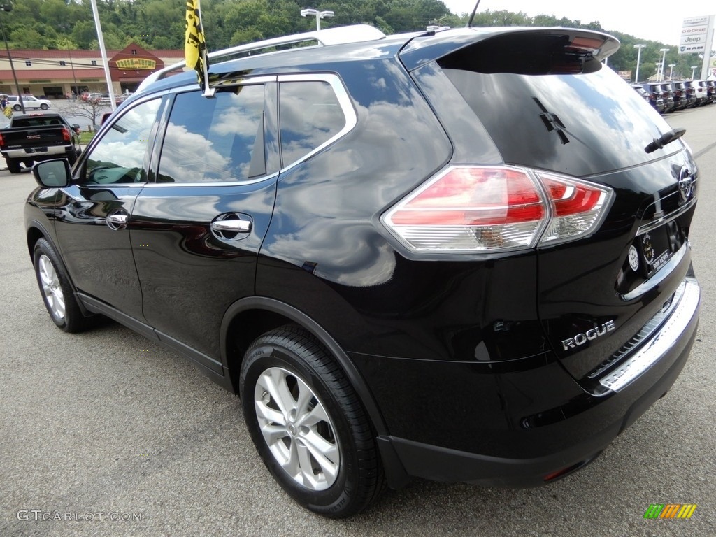 2015 Rogue SV AWD - Super Black / Charcoal photo #3