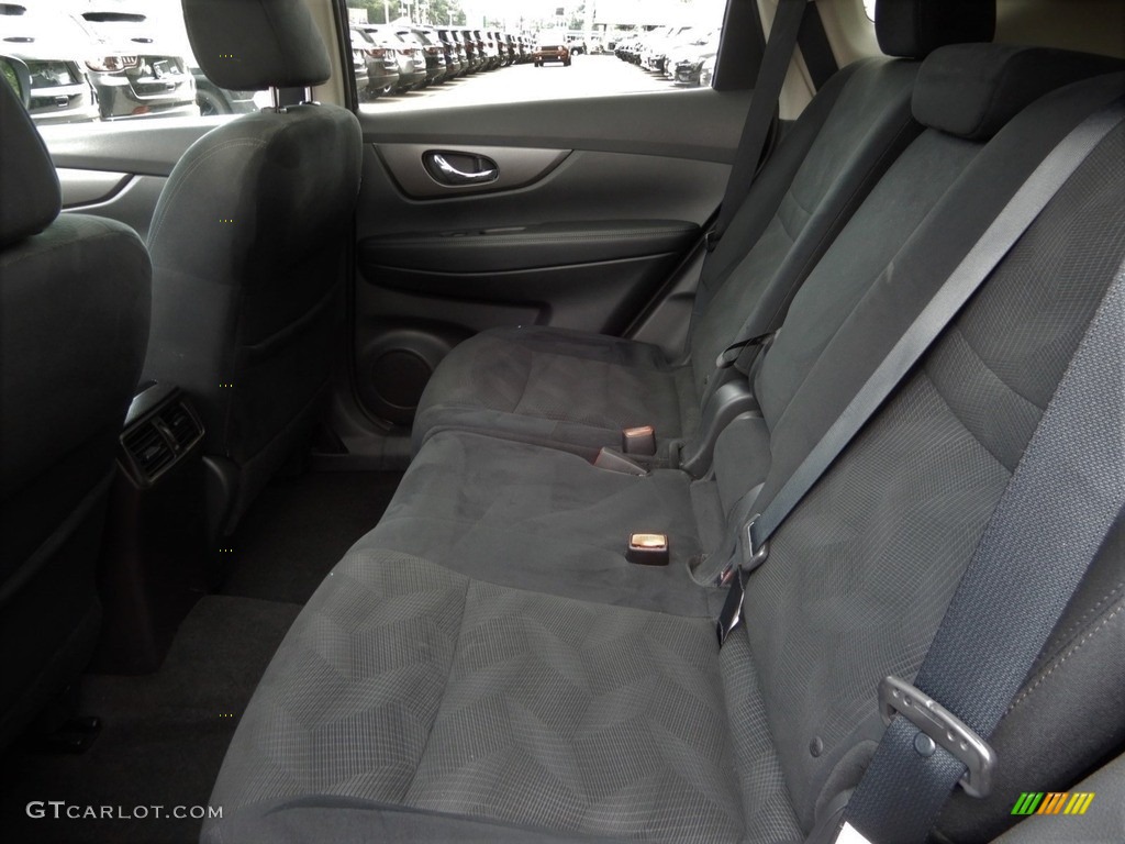 2015 Rogue SV AWD - Super Black / Charcoal photo #13