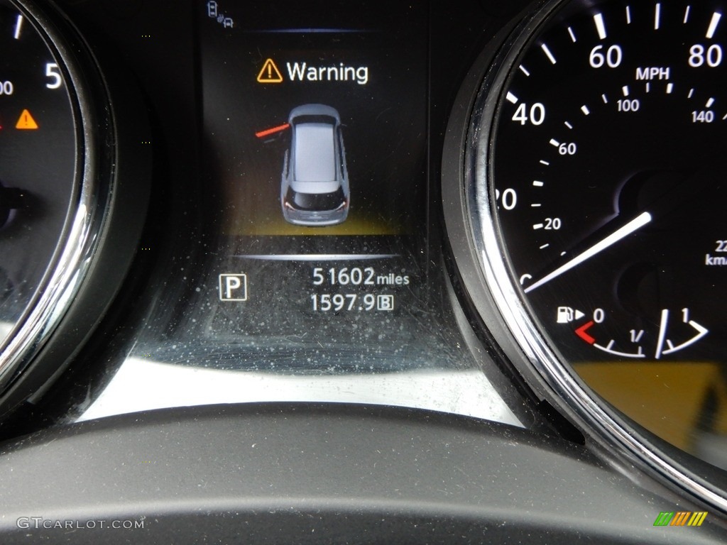 2015 Rogue SV AWD - Super Black / Charcoal photo #20