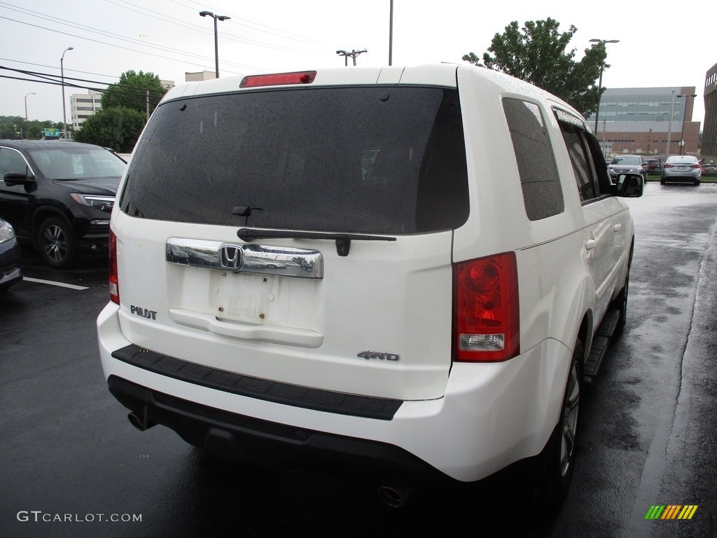 2015 Pilot EX-L 4WD - Taffeta White / Gray photo #5