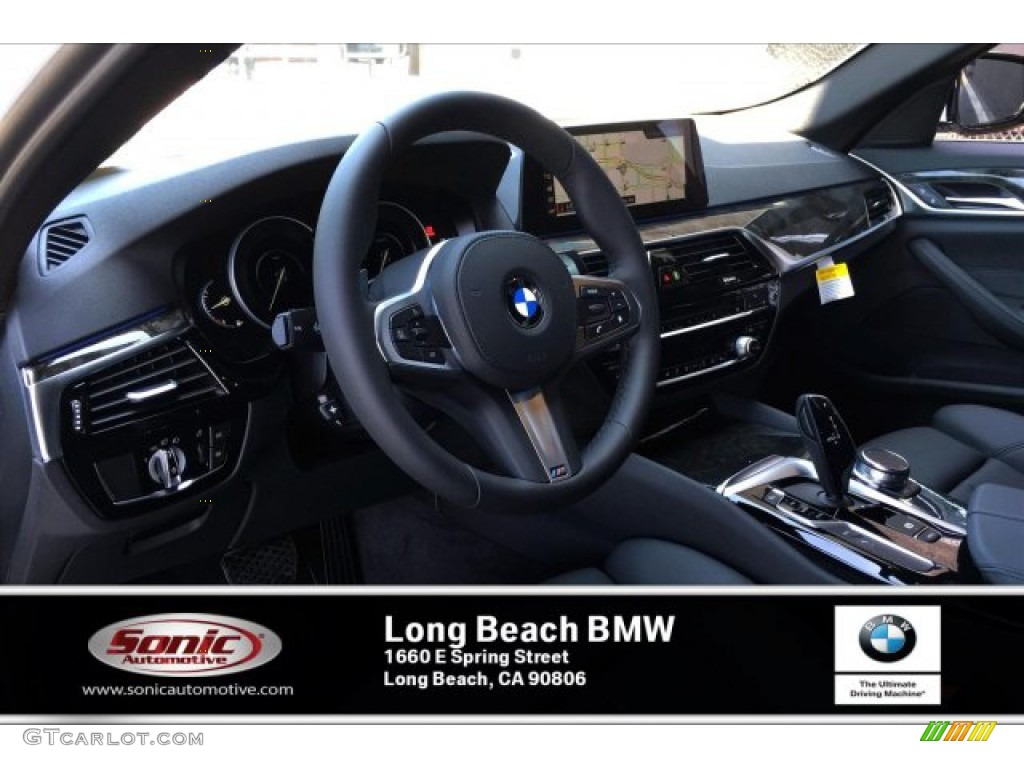 2019 5 Series 530e iPerformance Sedan - Alpine White / Black photo #4