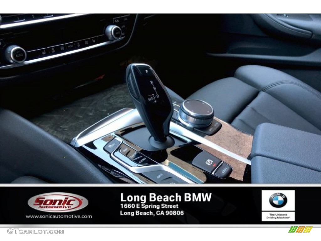 2019 5 Series 530e iPerformance Sedan - Alpine White / Black photo #6