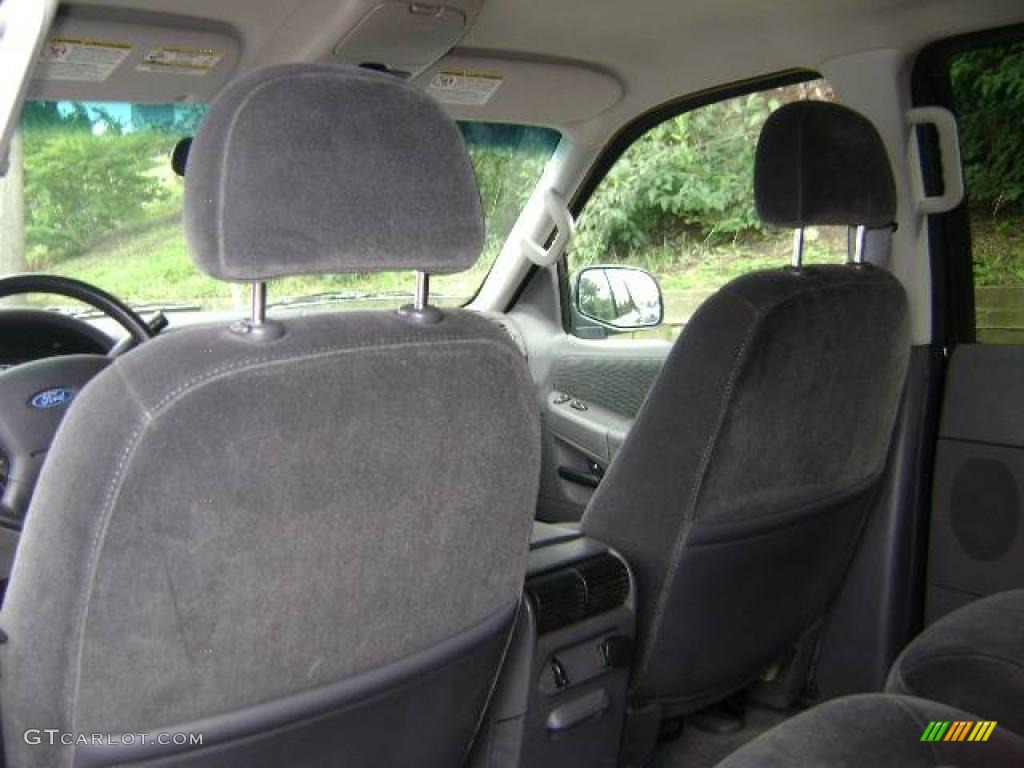 2002 Explorer XLT 4x4 - Black Clearcoat / Graphite photo #12