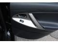 Black - Camry SE V6 Photo No. 22