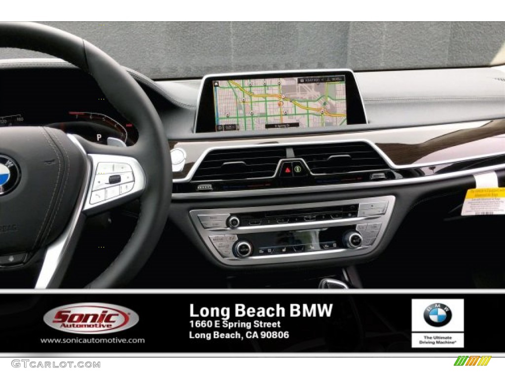 2020 7 Series 740i Sedan - Black Sapphire Metallic / Black photo #5