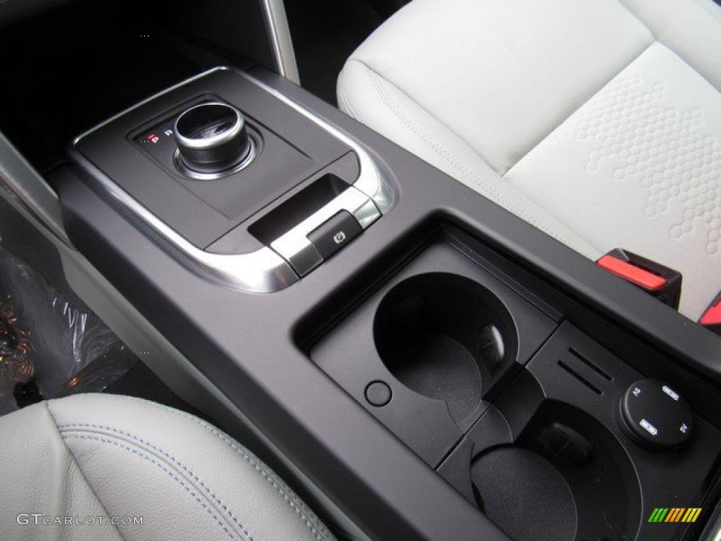 2018 Discovery Sport SE - Corris Grey Metallic / Glacier photo #21
