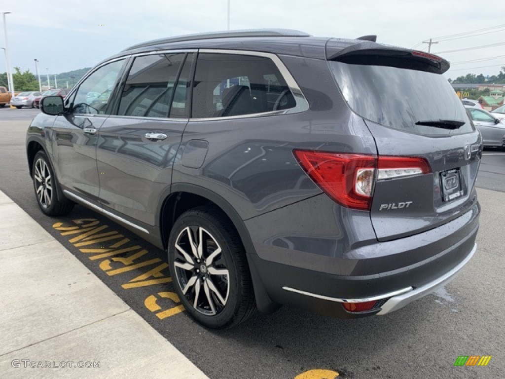 2019 Pilot Touring AWD - Modern Steel Metallic / Black photo #5