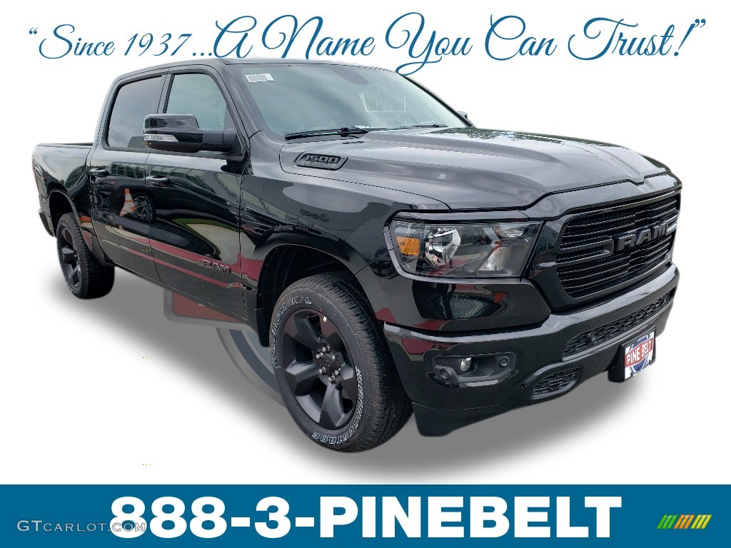 2019 1500 Big Horn Crew Cab 4x4 - Diamond Black Crystal Pearl / Black photo #1