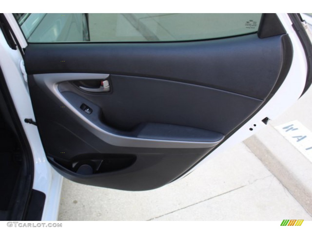 2016 Elantra Value Edition - White / Black photo #29