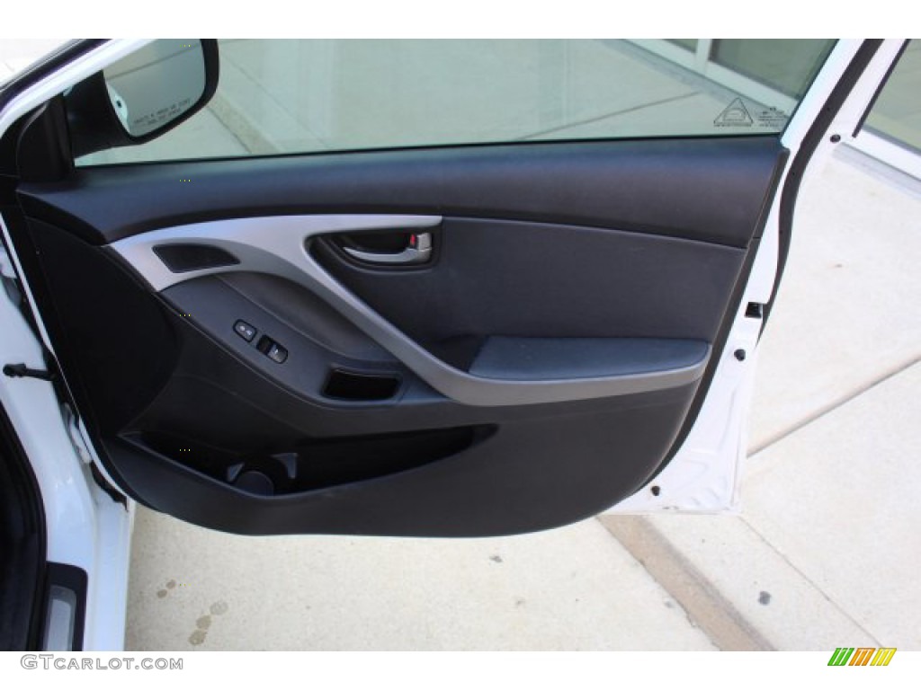2016 Elantra Value Edition - White / Black photo #31