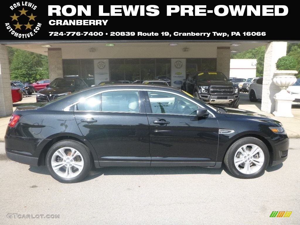 2015 Taurus SE - Tuxedo Black Metallic / Dune photo #1