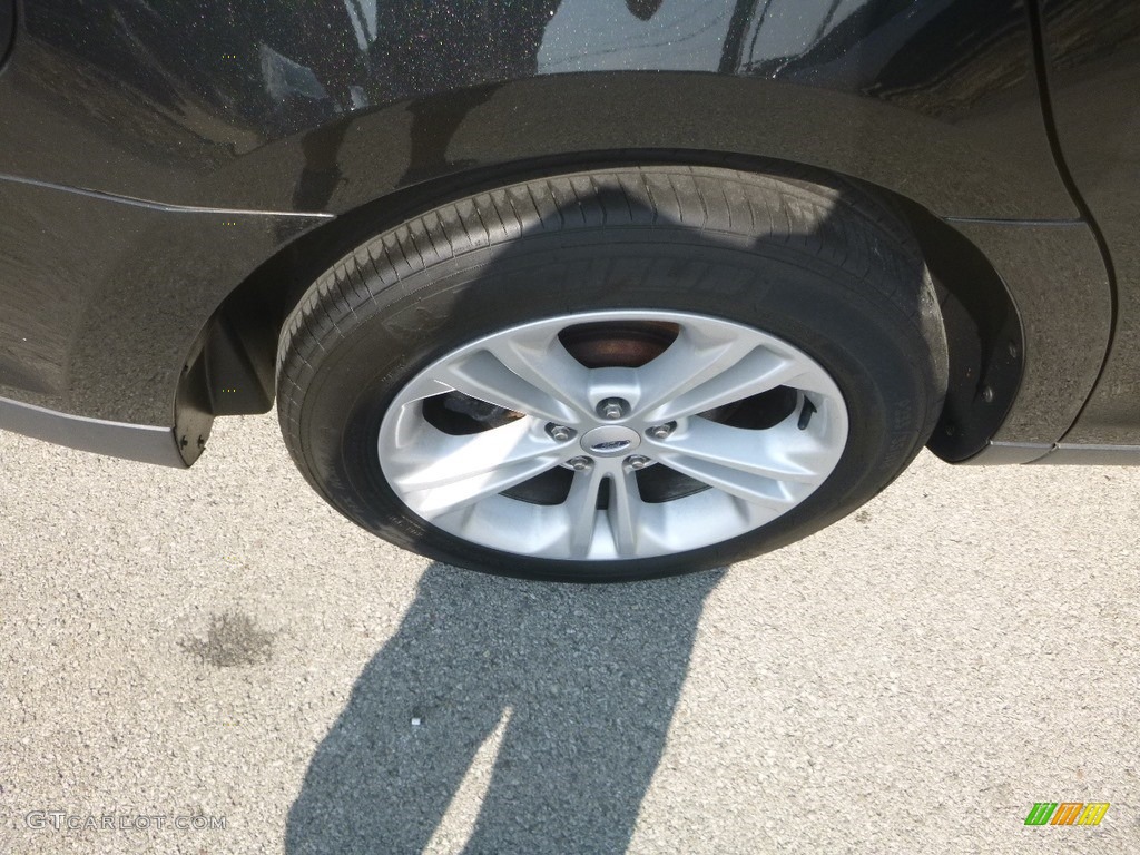 2015 Taurus SE - Tuxedo Black Metallic / Dune photo #9