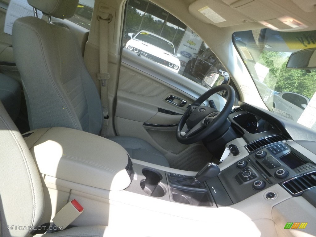 2015 Taurus SE - Tuxedo Black Metallic / Dune photo #11