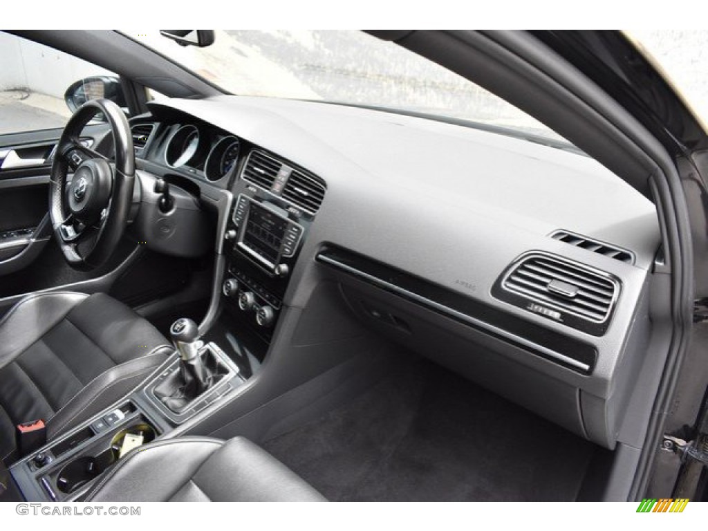 2016 Volkswagen Golf R 4Motion Dashboard Photos