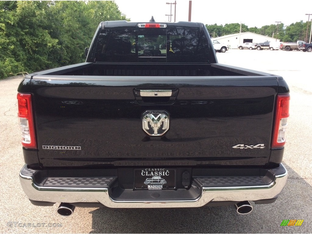 2019 1500 Big Horn Quad Cab 4x4 - Diamond Black Crystal Pearl / Black/Diesel Gray photo #6