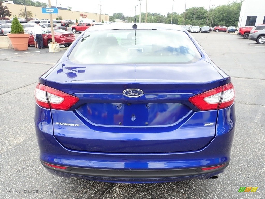 2015 Fusion SE - Deep Impact Blue Metallic / Charcoal Black photo #6