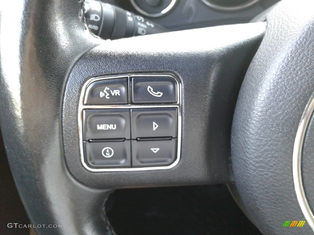 2013 Wrangler Unlimited Rubicon 4x4 - True Blue Pearl / Black/Dark Saddle photo #20
