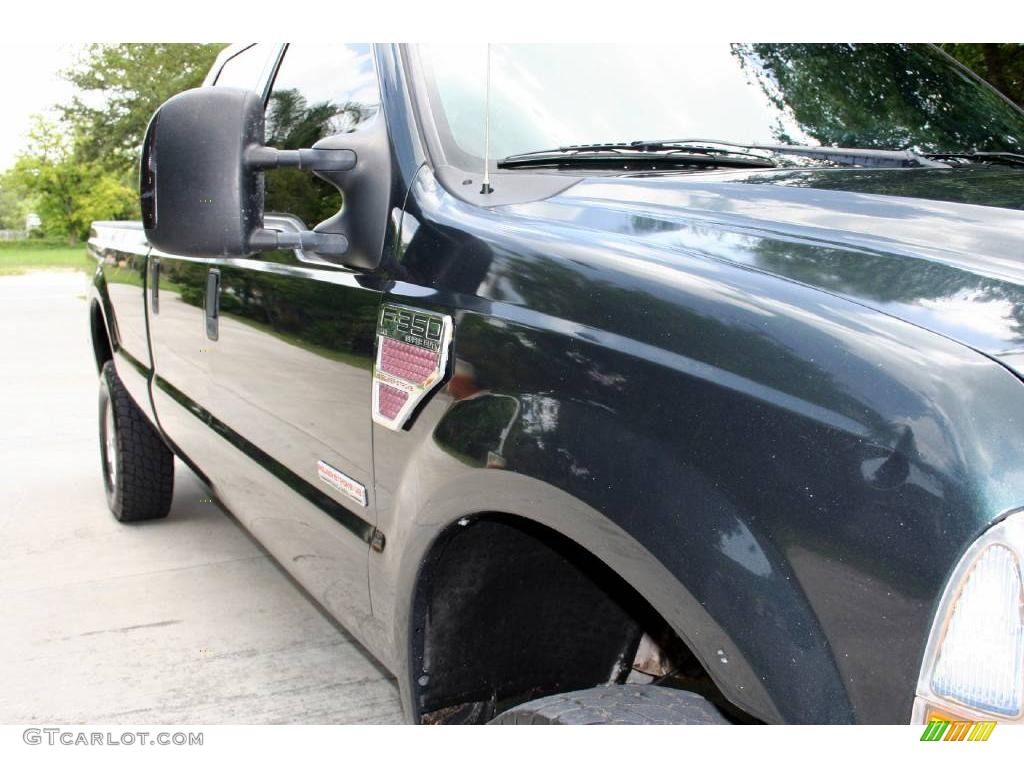2004 F350 Super Duty FX4 Crew Cab 4x4 - Dark Green Satin / Medium Flint photo #24