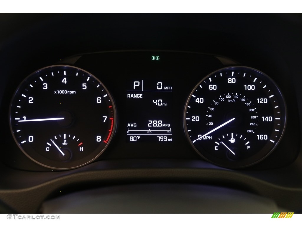 2018 Elantra SE - Symphony Silver / Gray photo #8