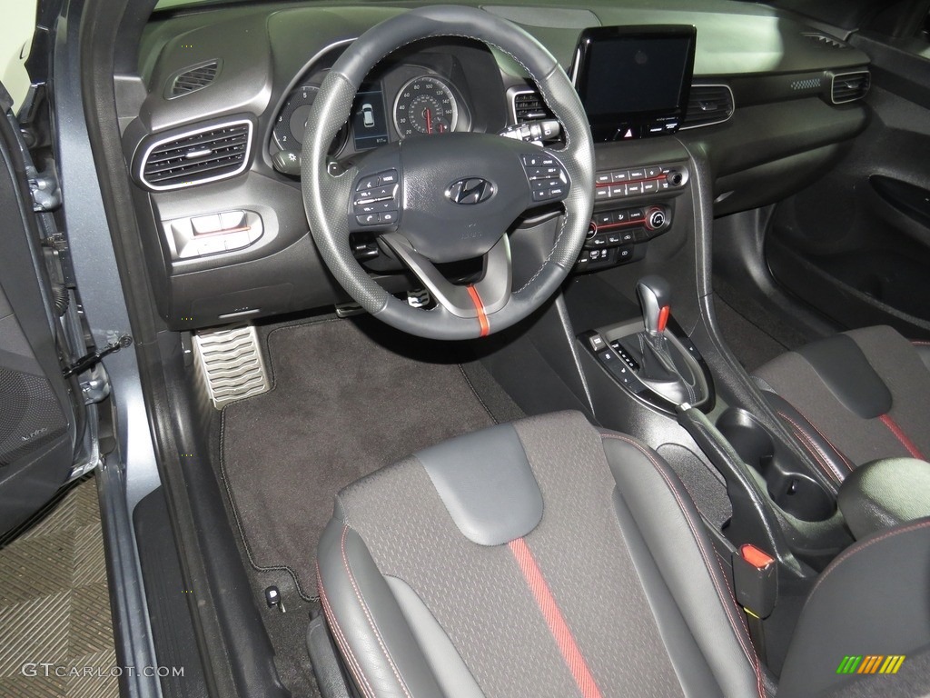 2019 Hyundai Veloster Turbo Front Seat Photos