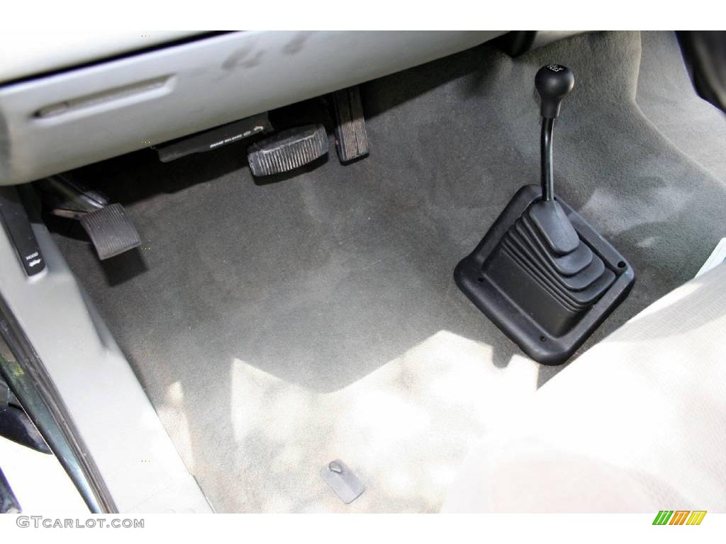 2004 F350 Super Duty FX4 Crew Cab 4x4 - Dark Green Satin / Medium Flint photo #60