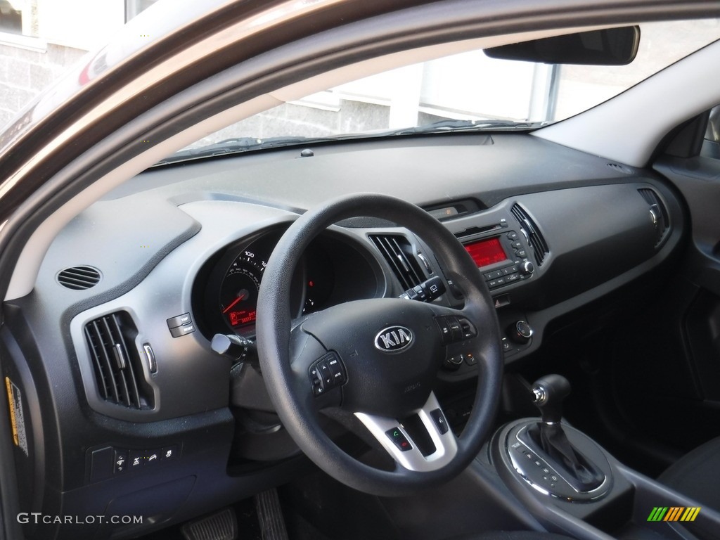 2013 Sportage LX AWD - Sand Track / Black photo #12