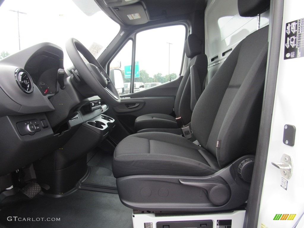2019 Sprinter 4500 Cab Chassis - Arctic White / Black photo #21