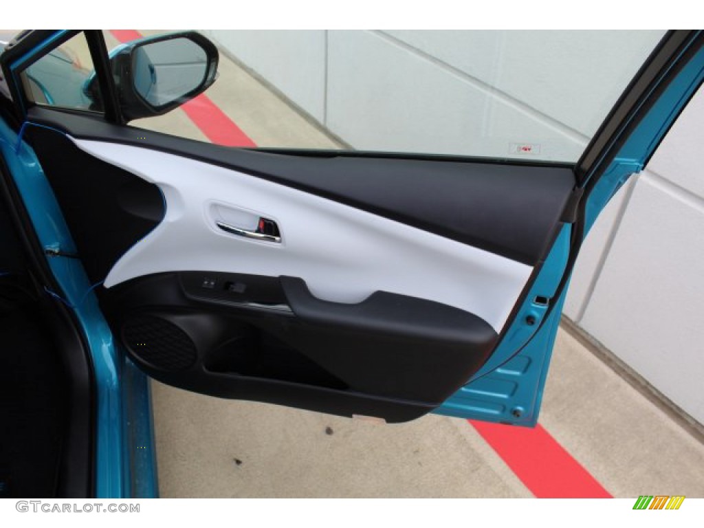 2019 Prius Prime Advanced - Blue Magnetism / Moonstone photo #27