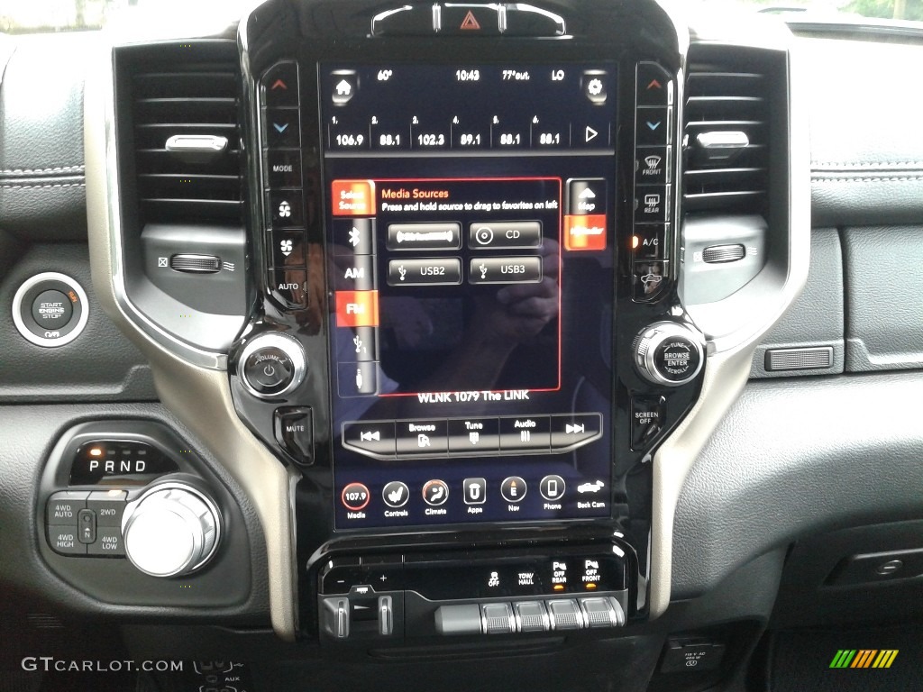 2019 1500 Laramie Crew Cab 4x4 - Granite Crystal Metallic / Black photo #21