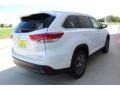 Blizzard Pearl White - Highlander XLE Photo No. 19