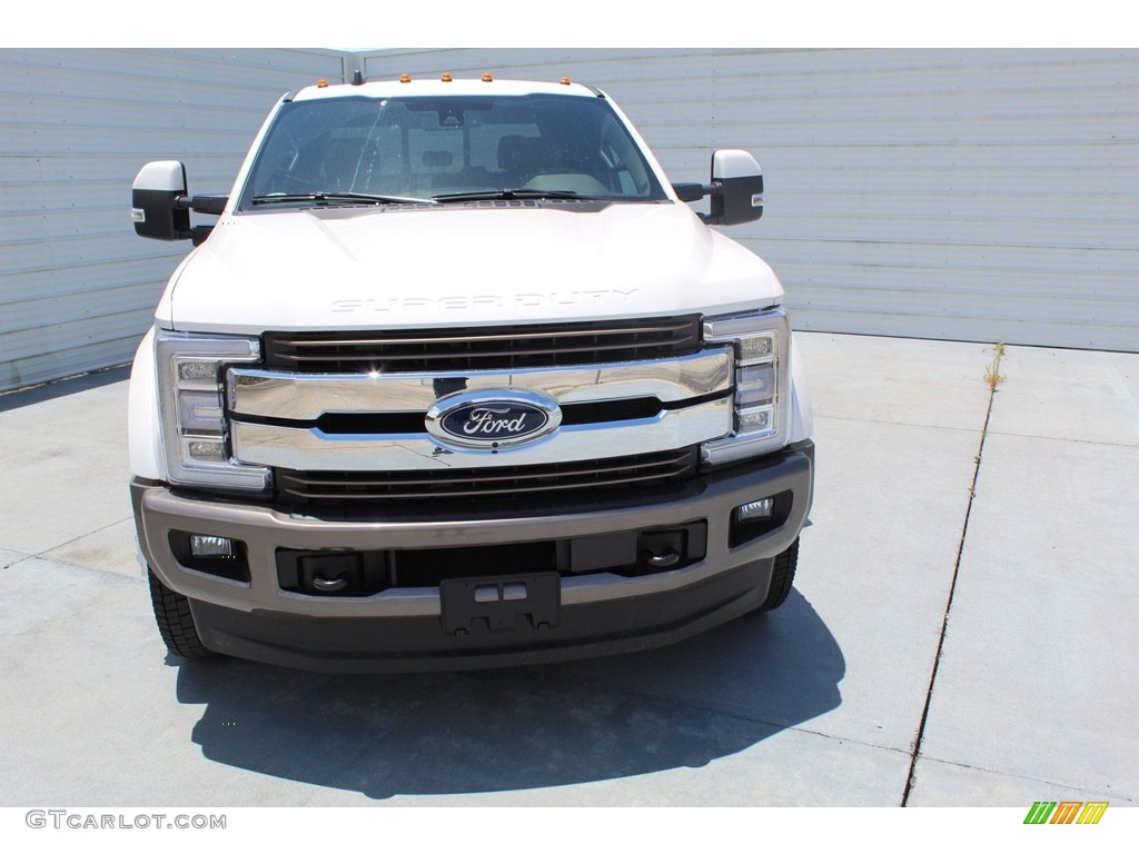 2019 F450 Super Duty King Ranch Crew Cab 4x4 - White Platinum Metallic Tri-Coat / King Ranch Java photo #3