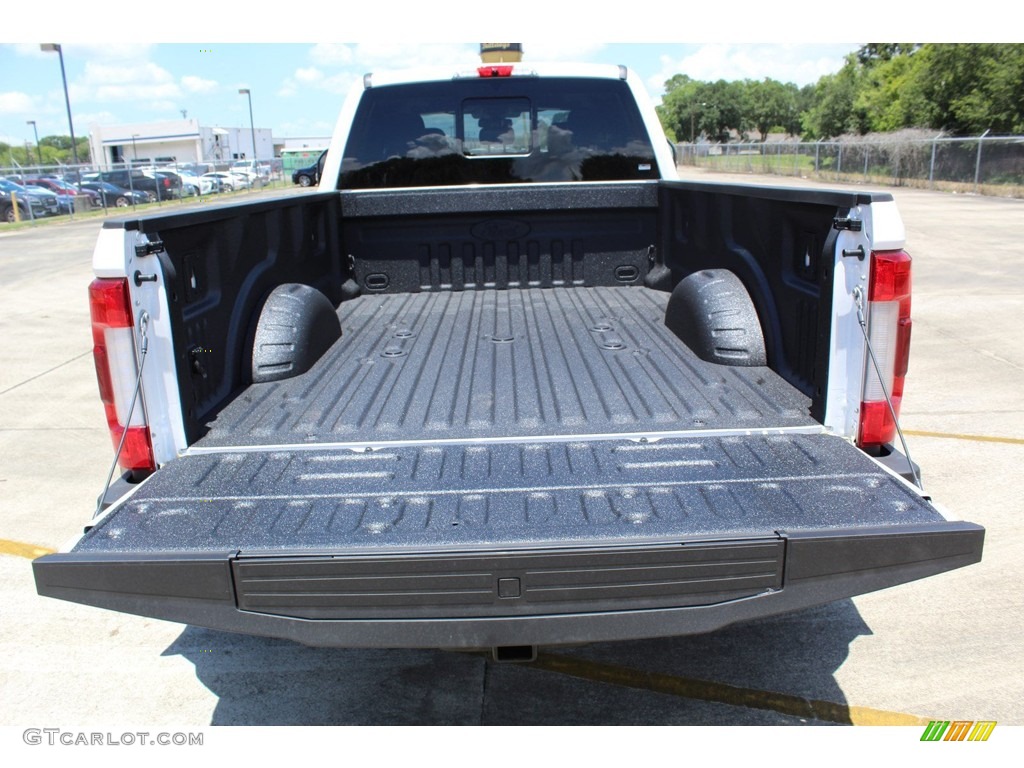 2019 F450 Super Duty King Ranch Crew Cab 4x4 - White Platinum Metallic Tri-Coat / King Ranch Java photo #23