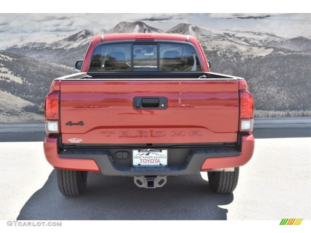 2019 Tacoma SR Access Cab 4x4 - Barcelona Red Metallic / Cement Gray photo #4