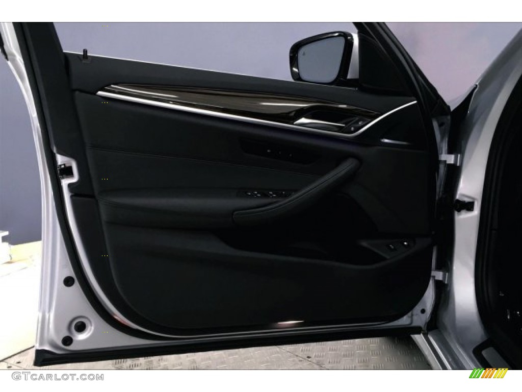 2019 5 Series 530e iPerformance Sedan - Glacier Silver Metallic / Black photo #21